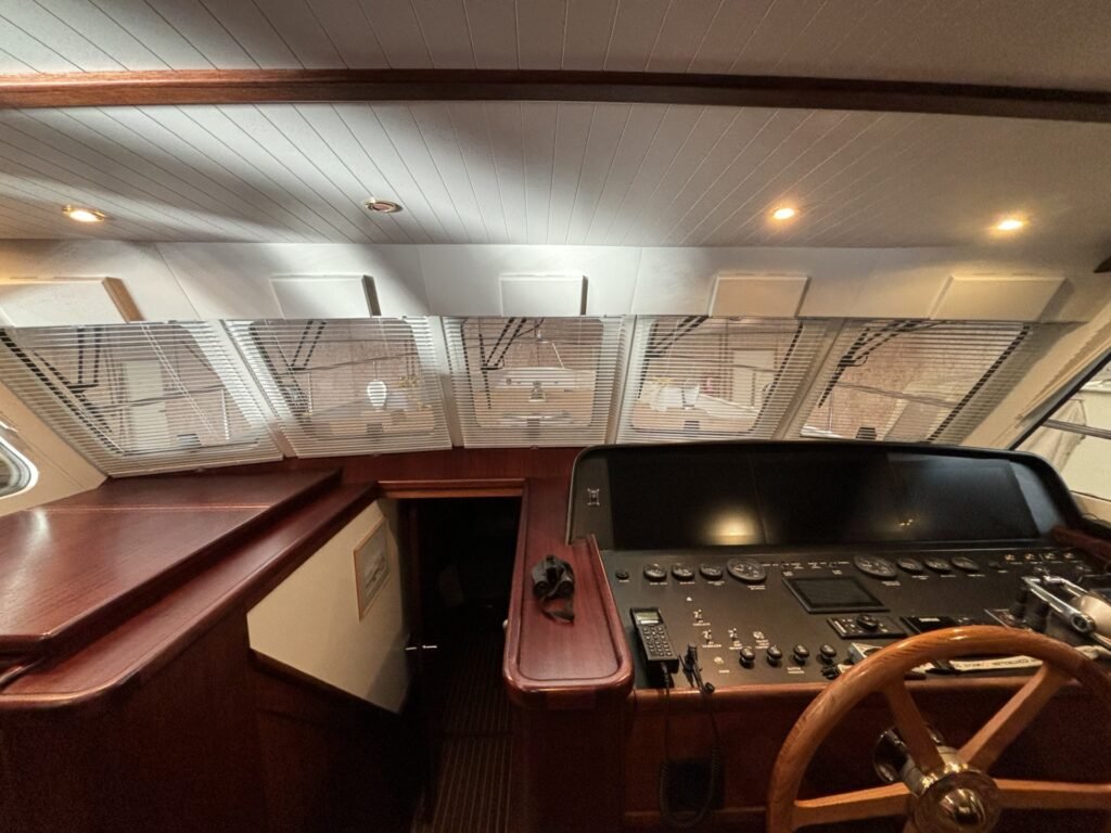 Jaloezieën boot schip luxaflex