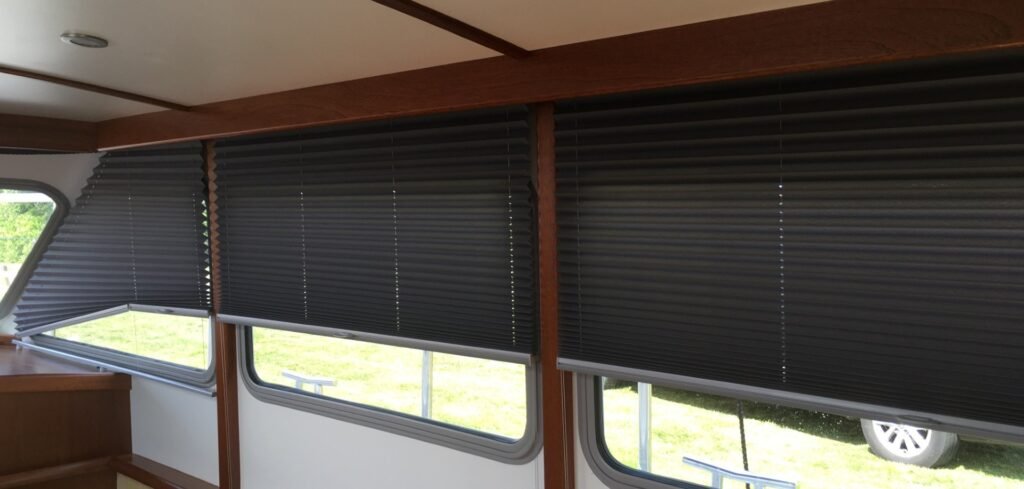 plissé grijs boot schip